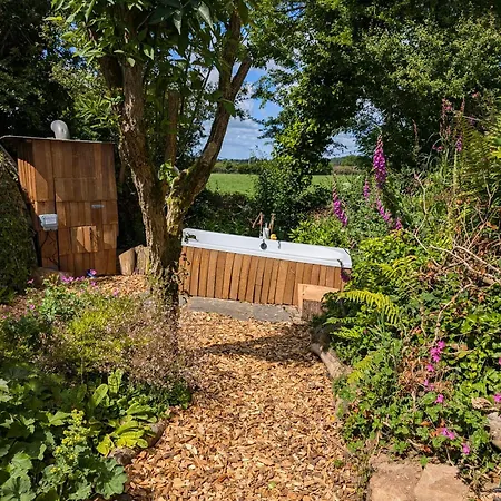 Dreckly - Lydcott Glamping With Cornish Sea Views * Looe