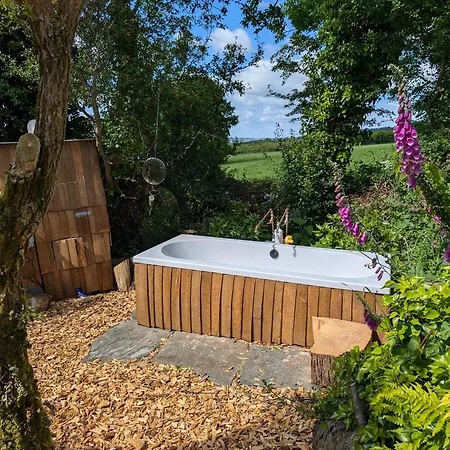 Dreckly - Lydcott Glamping With Cornish Sea Views Looe